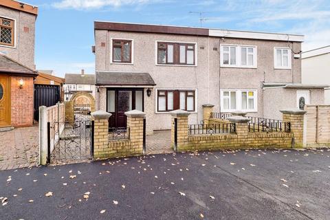 28 Colne Drive, Romford, RM3 9JX
