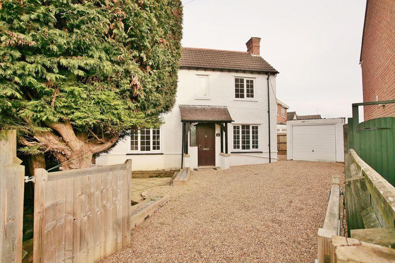 Horton View, Banbury No onward chain 3 bed semidetached house £265,000