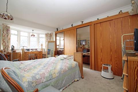 28 Ingham Road, South Croydon, CR2 8LT