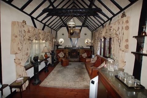 Highfield Lower Dunton Road, Bulphan, Upminster, RM14 3TD