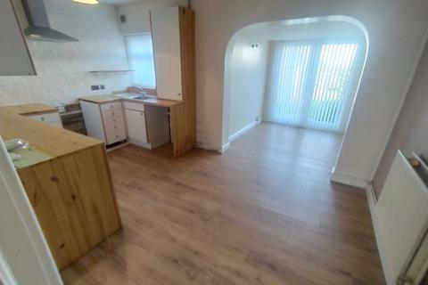 3 bedroom terraced house to rent, Tumilty Avenue, Bootle