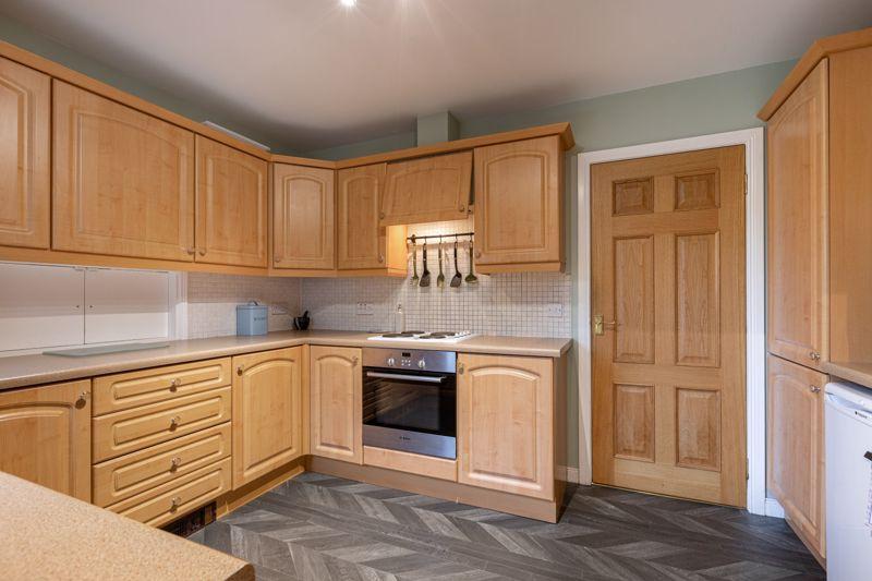 Kitchen aspect 2