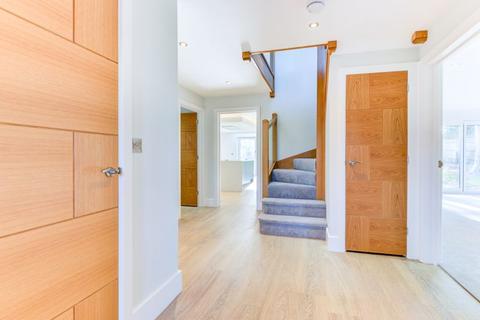 Huntingdon House West Drive, Angmering, Littlehampton, BN16 4JE