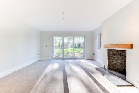 Huntingdon House West Drive, Angmering, Littlehampton, BN16 4JE