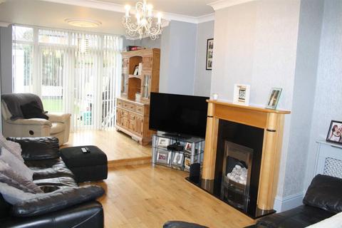 49 Station Road, Glenfield, Leicester, LE3 8BU