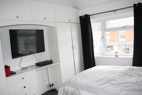 49 Station Road, Glenfield, Leicester, LE3 8BU