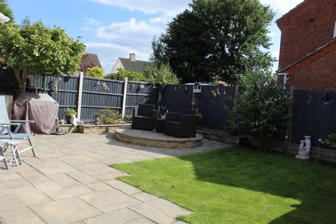18 Bramble Close, Glenfield, Leicester, LE3 8JN
