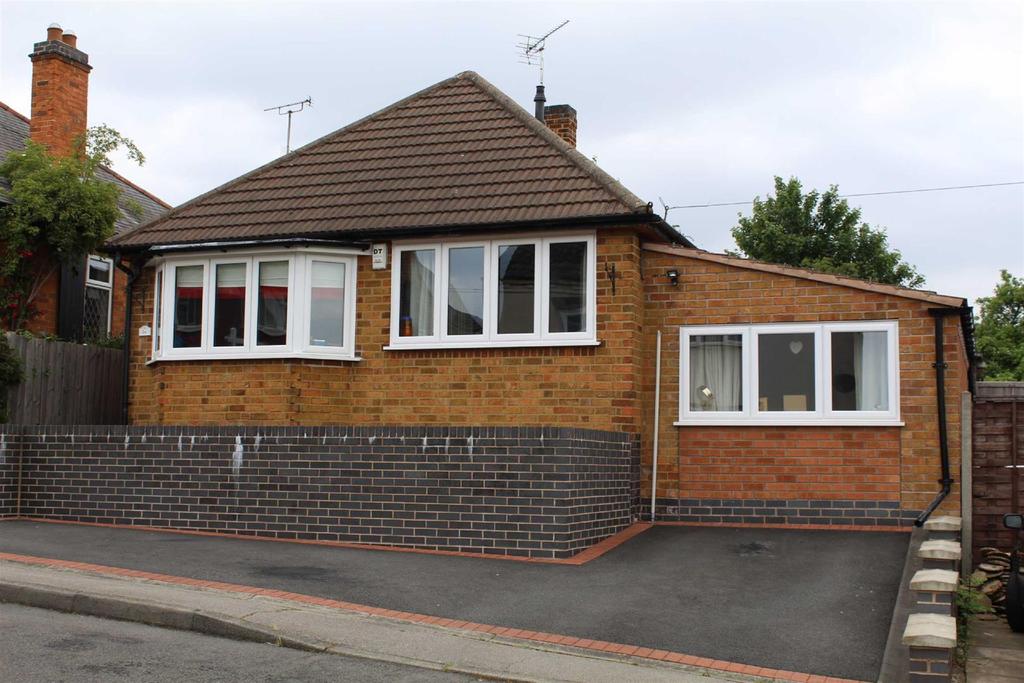 Pine Road, Glenfield, Leicester 3 bed detached bungalow £240,000