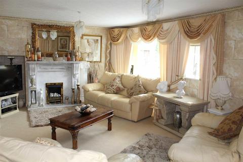 7 The Oasis, Glenfield, Leicester, LE3 8QS
