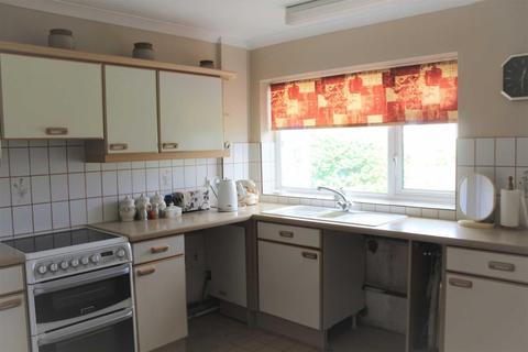 80 Barry Drive, Kirby Muxloe, Leicester, LE9 2HJ