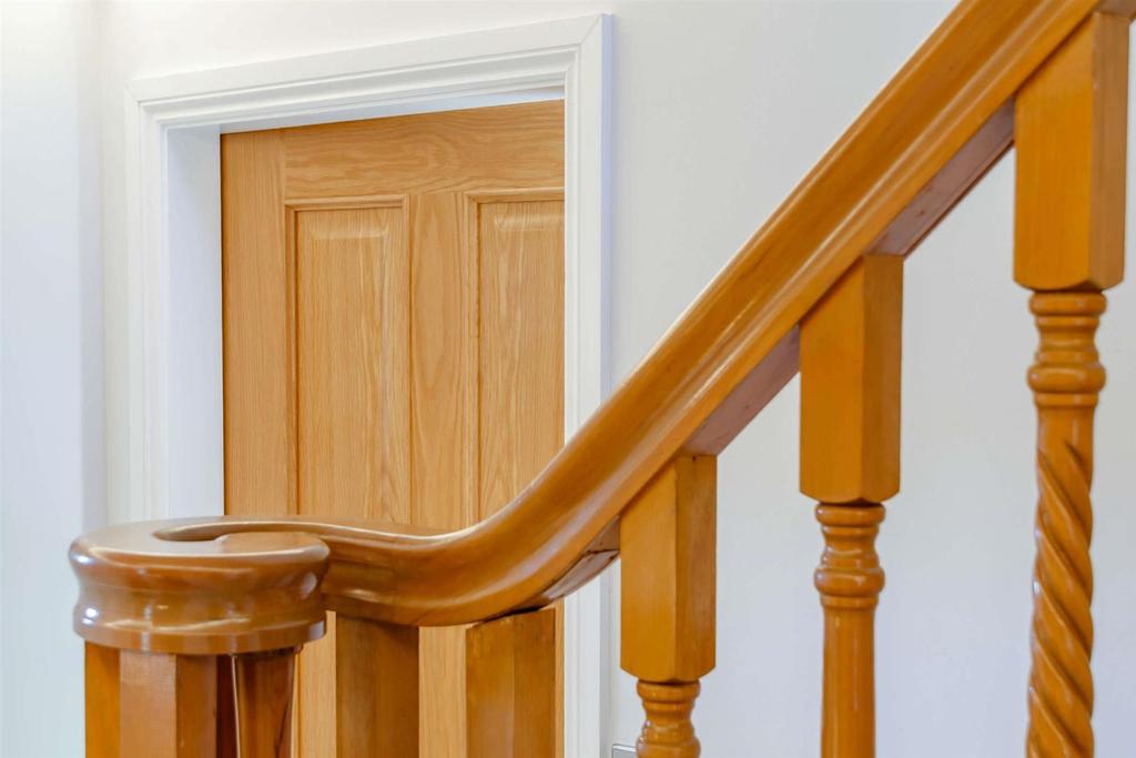 8443527-interior04v2-800.jpg