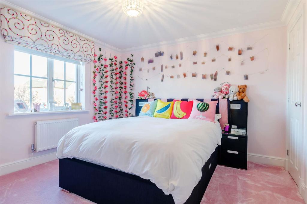 8443527-interior14v2-800.jpg