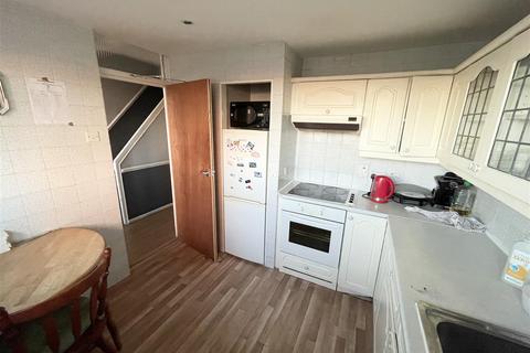 49 Pollard Street, London, E2 6LY