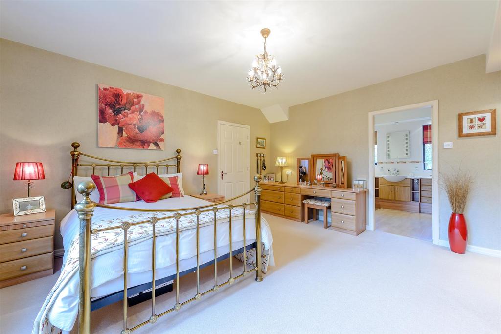 8442802-interior48.jpg