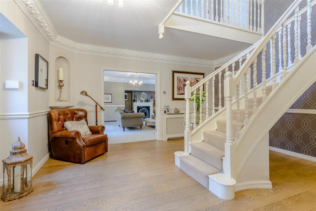 8442802-interior03.jpg