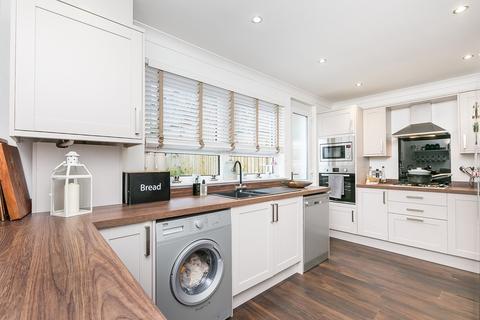 6 Leehill Road, Glasgow, G21 1XJ