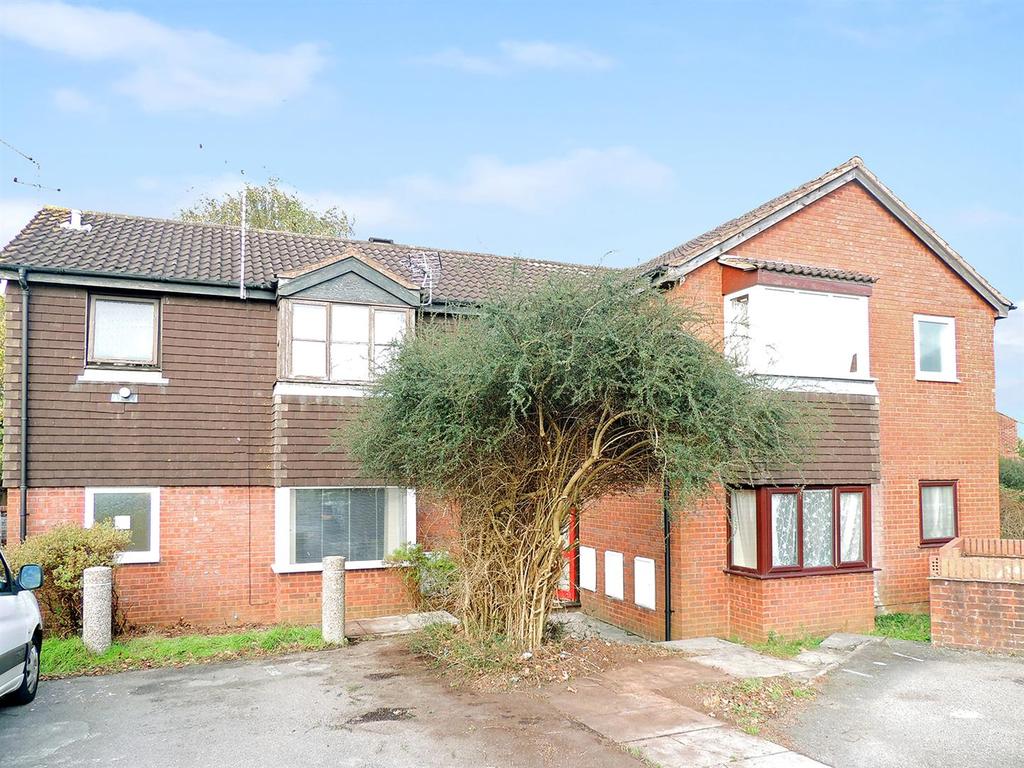 Godfrey Court, Bristol 1 bed apartment £575 pcm (£133 pw)