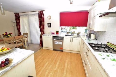 10 Eccles Close, Caversham, Reading, RG4 5BJ