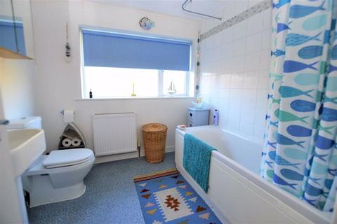 10 Eccles Close, Caversham, Reading, RG4 5BJ