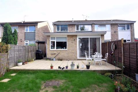 10 Eccles Close, Caversham, Reading, RG4 5BJ