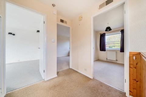 2 bedroom maisonette to rent, Banbury,  Oxfordshire,  OX16