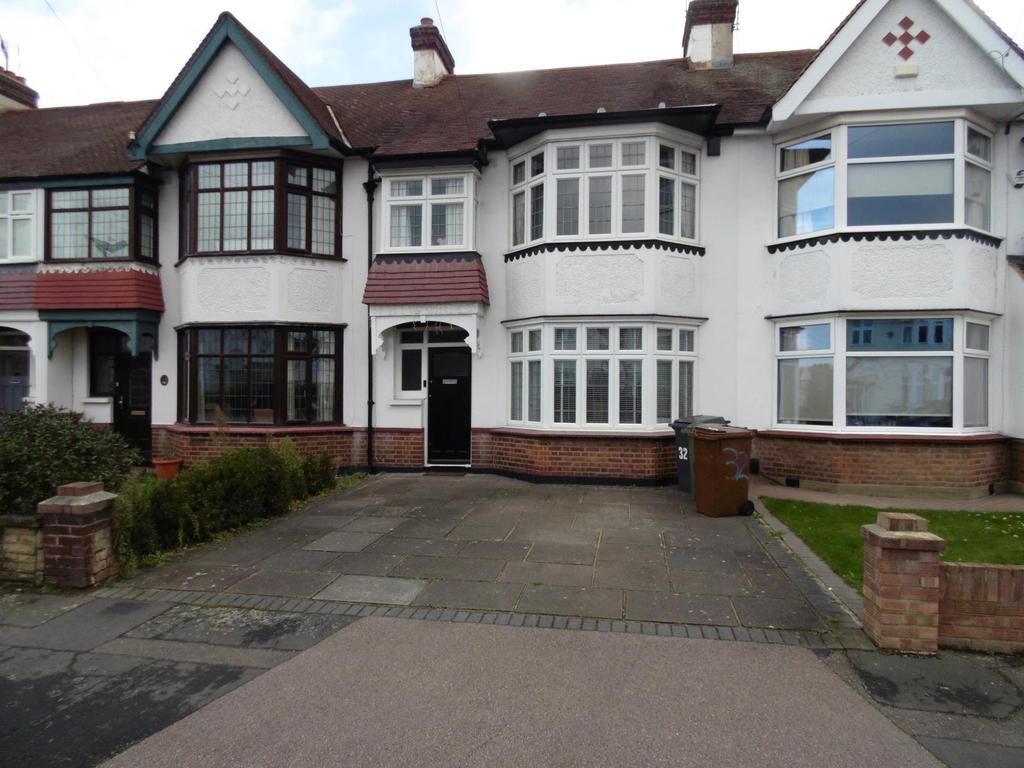 Endlebury Road, Chingford 3 bed terraced house £550,000