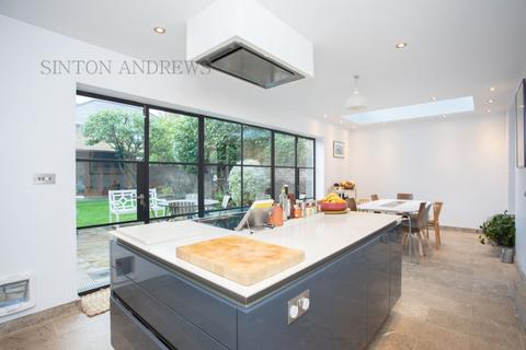 4 Liverpool Road, London, W5 5NZ