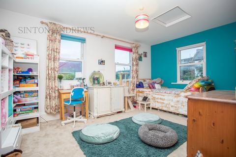 4 Liverpool Road, London, W5 5NZ