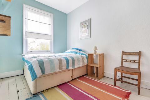 59 Cobham Road, Kingston Upon Thames, KT1 3AE