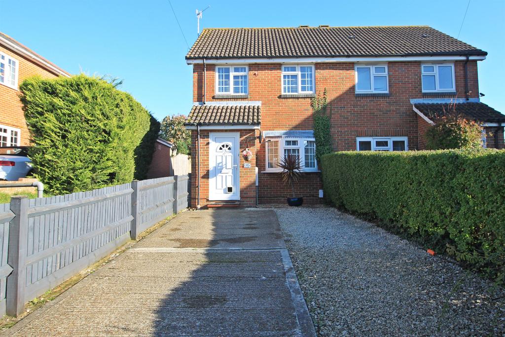 New Road, Netley Abbey, Southampton... 2 bed semidetached house £255,000