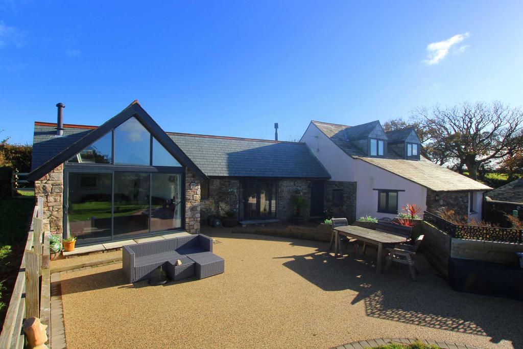 Sutherland Farm, Hartland 4 bed barn conversion £550,000
