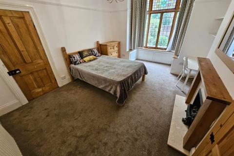 4 bedroom terraced house to rent, Chapel Lane, Headingley, Leeds, LS6 3BW