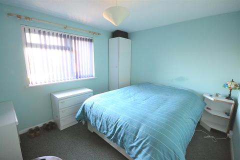 36 Leaside Close, Dursley, GL11 5SH