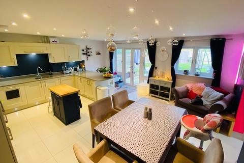 14 Harding Way, Marcham, Abingdon, OX13 6FJ