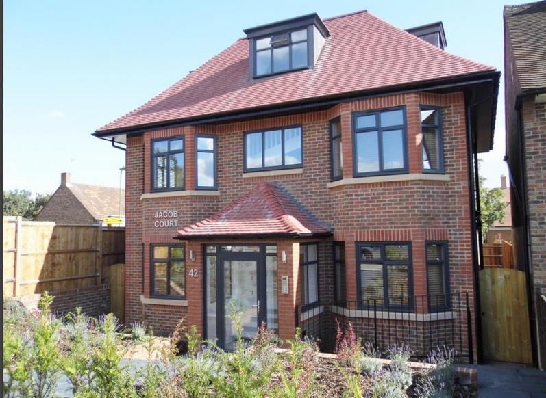 Kingsgate Avenue, Finchley, N3 1 bed apartment £1,250 pcm (£288 pw)