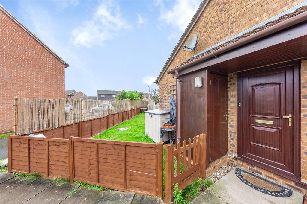 Rubens Gate, Chelmsford, CM1 1 bed terraced house £190,000
