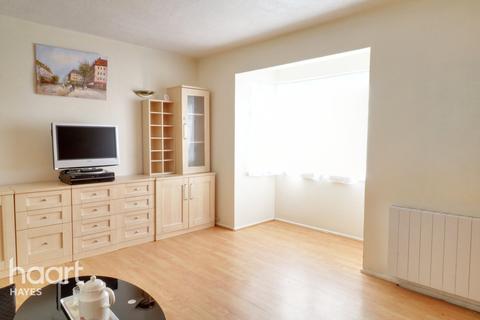 13 Pikestone Close, Hayes, UB4 9QT