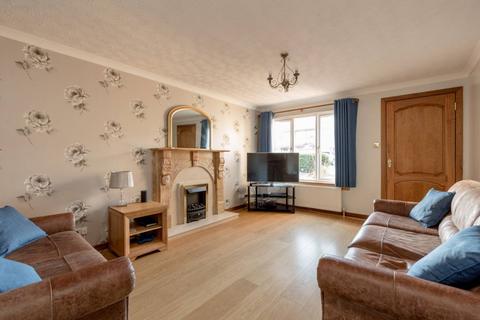 38 Carnbee Park, Edinburgh, EH16 6GH