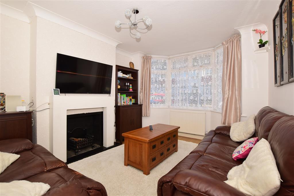 Barmouth Road, Shirley, Croydon, Surrey 3 bed terraced house £485,000