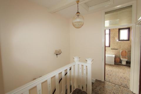 101 Bingham Road, Addiscombe, Croydon, CR0 7EL