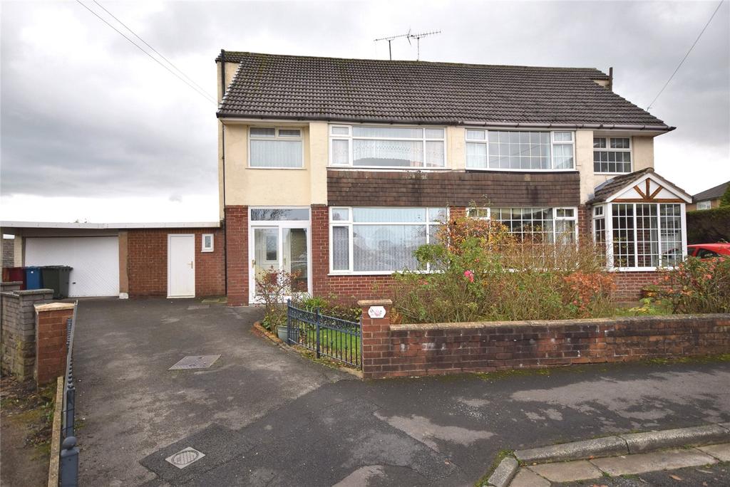 Lyndale Close, Wilpshire, Blackburn, BB1 3 bed semidetached house £