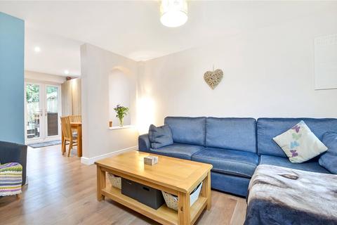 60 Lowden Close, Winchester, SO22 4EW