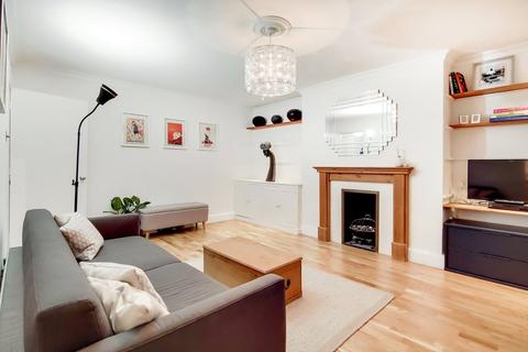 2a Caversham Road, London, NW5 2DU