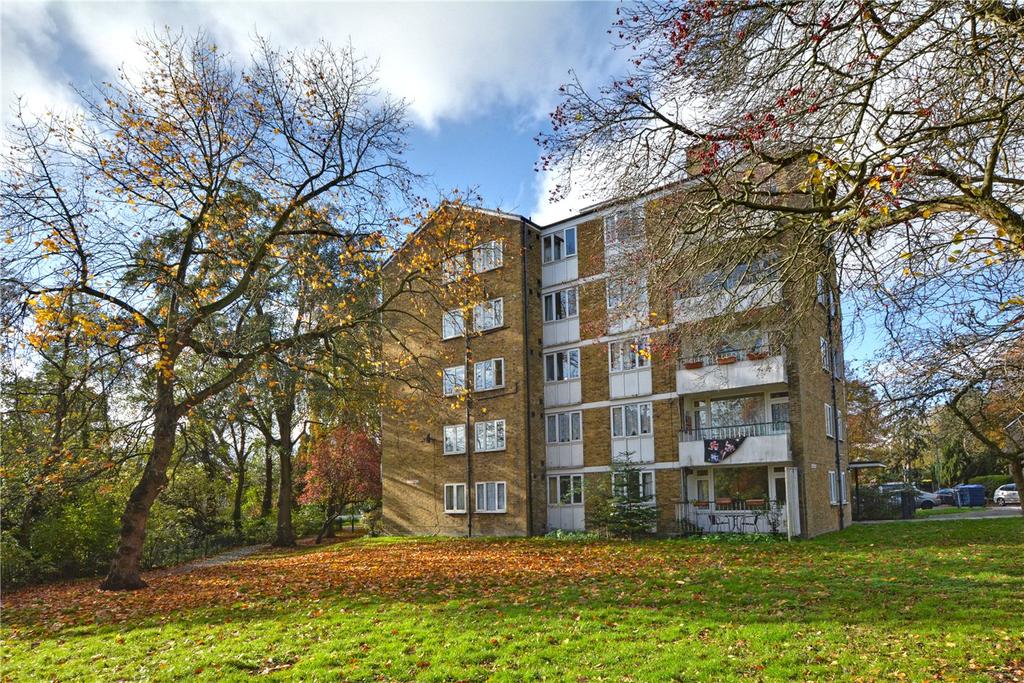 Casterbridge Road, Blackheath, London, SE3 2 bed house for sale £350,000