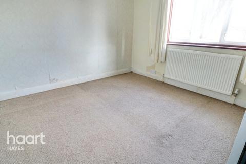 93 Adelphi Crescent, Hayes, UB4 8NA