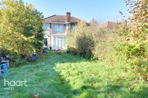 93 Adelphi Crescent, Hayes, UB4 8NA