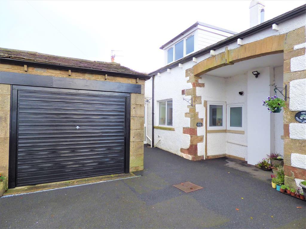 Walton Avenue, Gargrave, Skipton 3 bed semidetached house £825 pcm