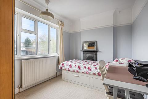 85 Bramdean Crescent, London, SE12 0UJ