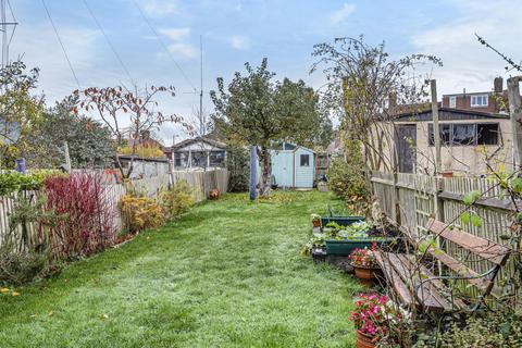 85 Bramdean Crescent, London, SE12 0UJ