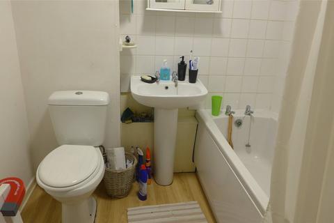 37 Ainsdale Close, Coventry, CV6 6JJ
